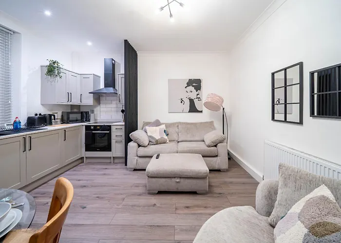 Hayy Morley Perfect For Work Or Relaxation 利兹