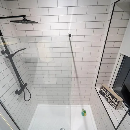 Hayy Morley Perfect For Work Or Relaxation Holiday home *